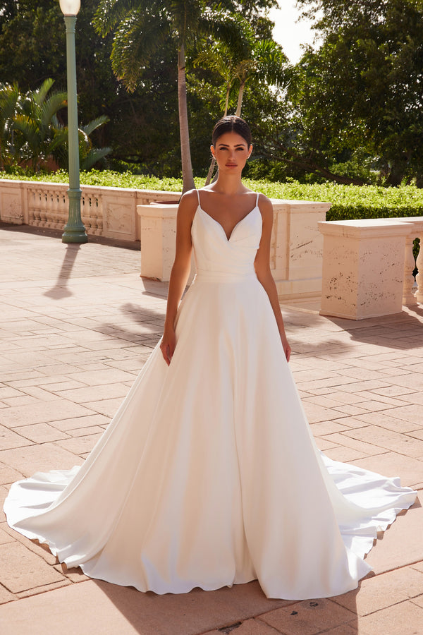GLS COLLECTIVE BRIDAL Roca's Fashion Designs GLS COLLECTIVE BRIDAL Roca's Fashion Designs